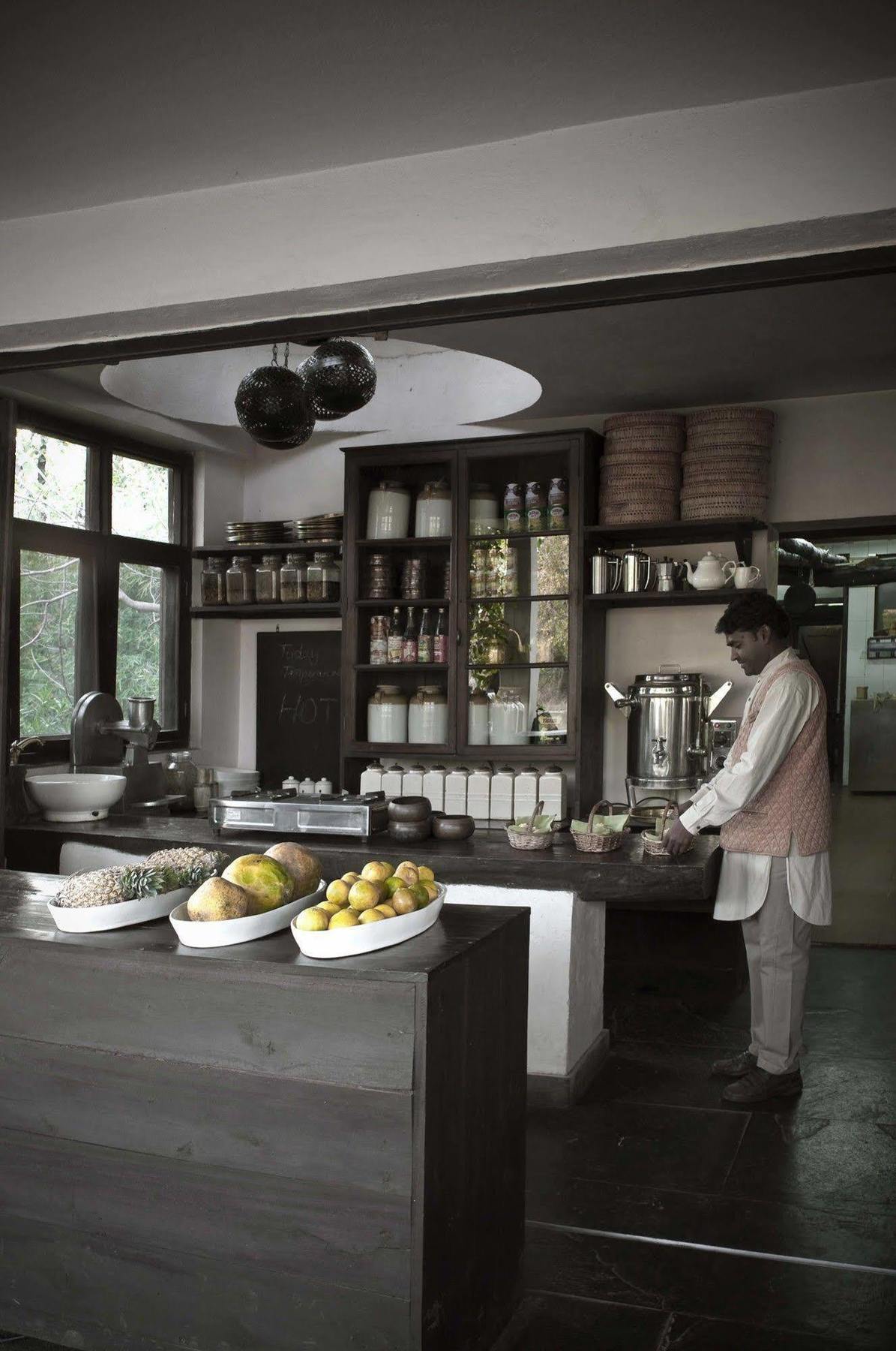 Mahua Kothi, Bandhavgarh National Park Hotel Tala  Exterior photo