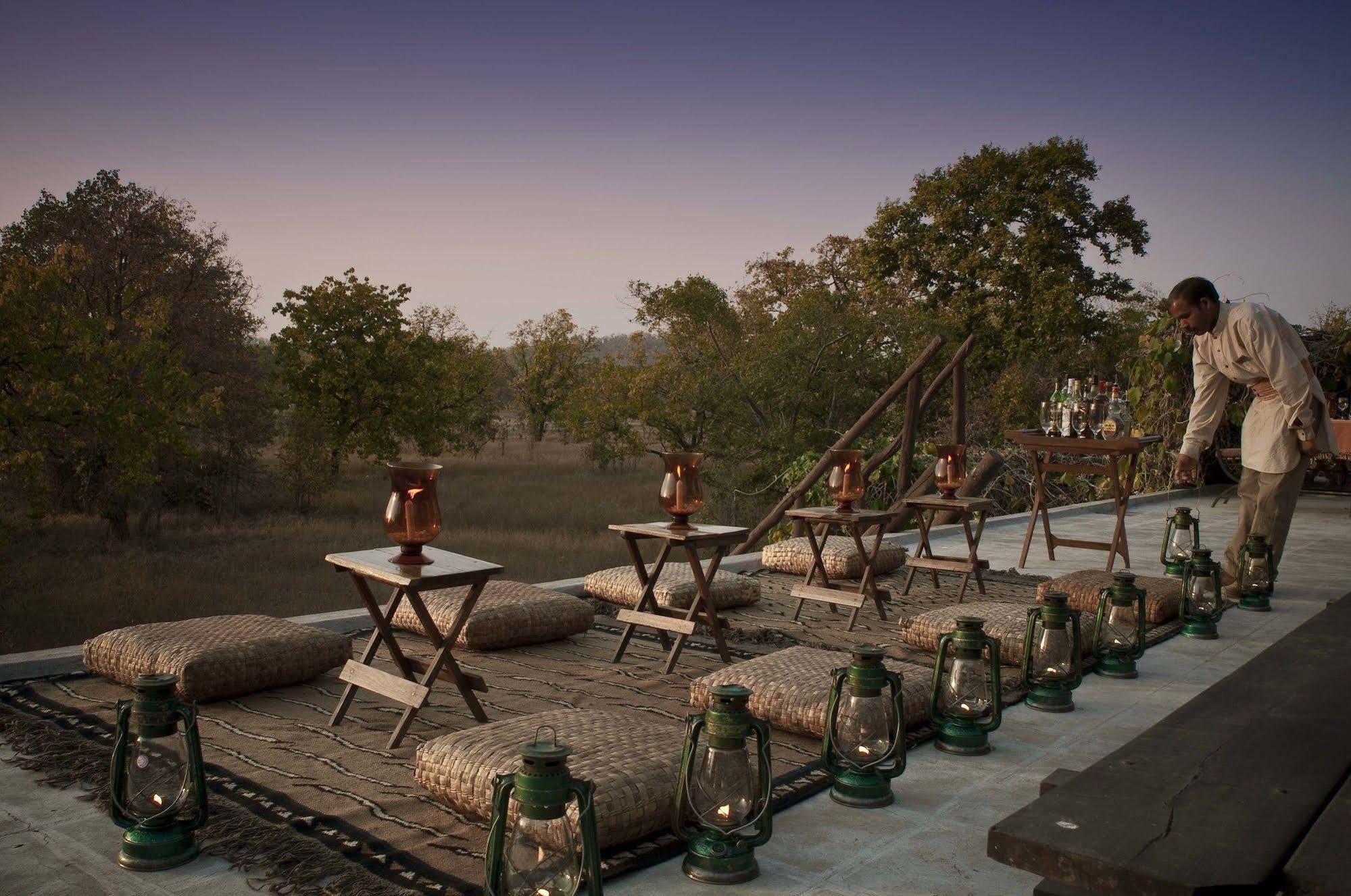 Mahua Kothi, Bandhavgarh National Park Hotel Tala  Exterior photo